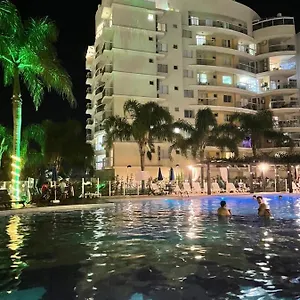 Apartamento De Em Fechado, Penha (Santa Catarina)